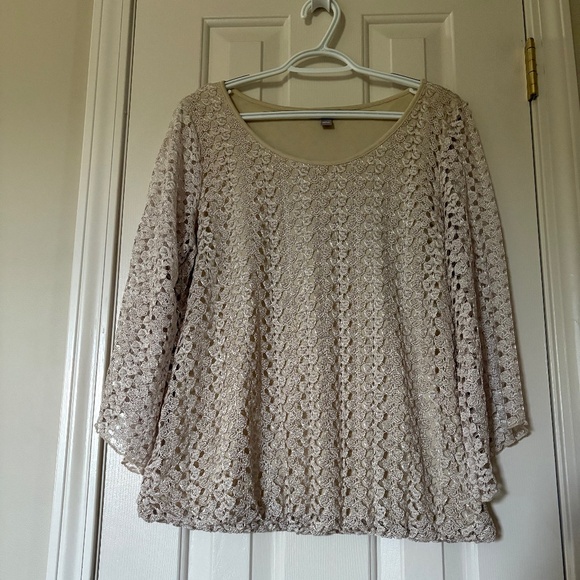 Roz & Ali Tops - Roz & Ali Size Large Lace Blouse